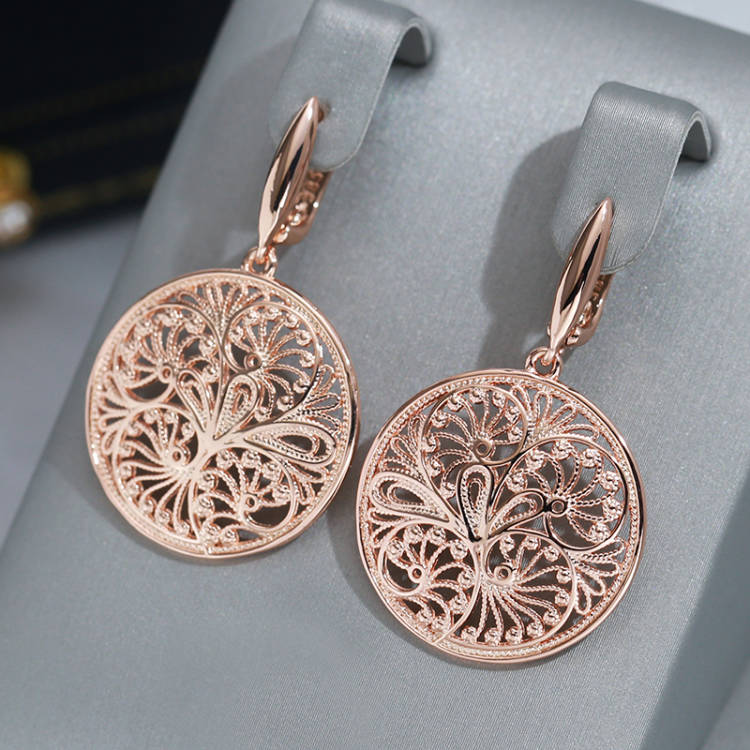 Wbmqda Hollow Metal Flower Lon - огляд і ціна Ethnic Fashion Dubai