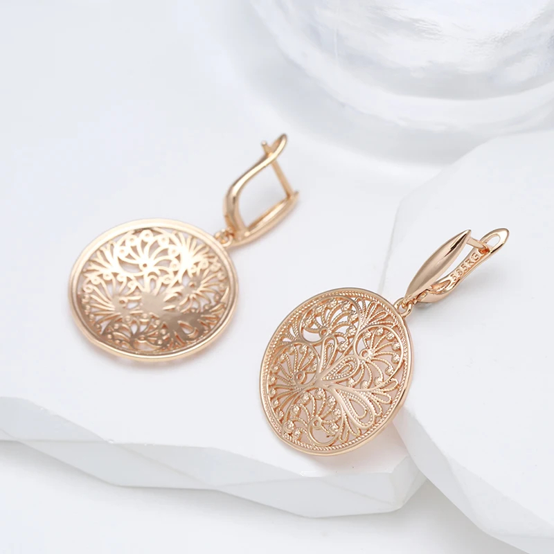 Wbmqda Hollow Metal Flower Lon - огляд і ціна Ethnic Fashion Dubai