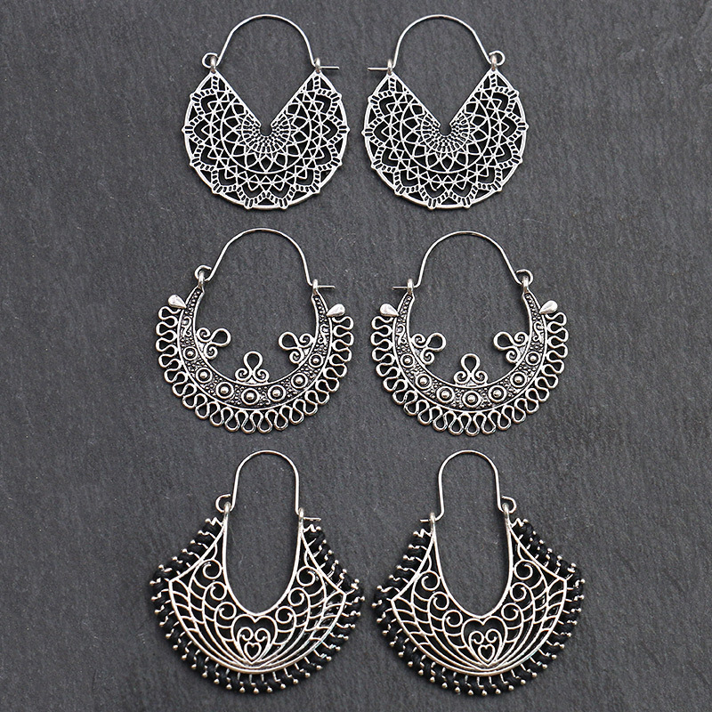 Antique Sliver-Plated Hollow A - огляд і ціна Ethnic Indian Fashion