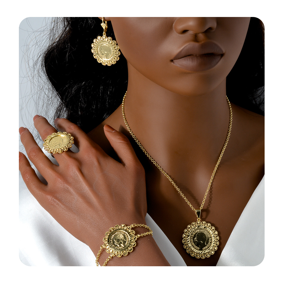 Vintage Coin Portrait Jewelry  - огляд і ціна Ethnic Fashion Dubai