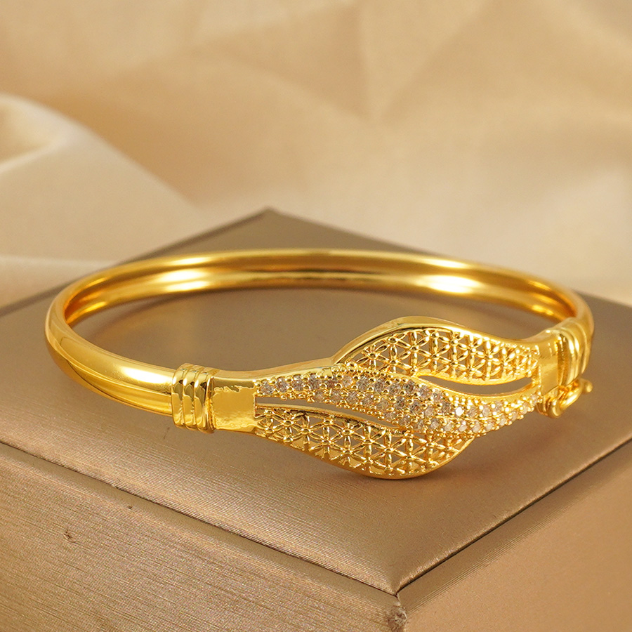 1Pcs Dubai Flower Zirconium In - огляд і ціна Ethnic Fashion Dubai