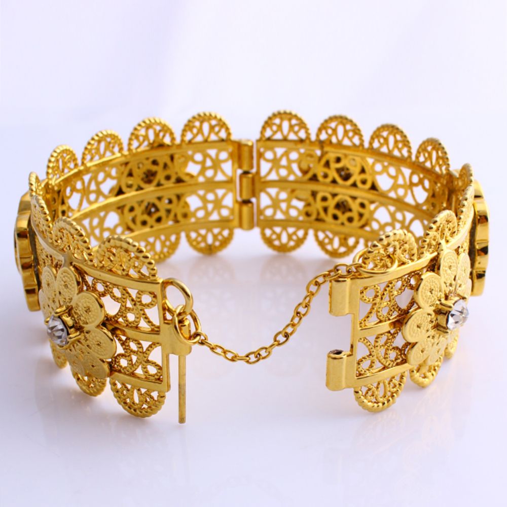 Luxury Women Big Bangle 68mm G - огляд і ціна Ethnic Fashion Dubai